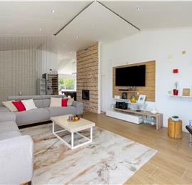 Luxury 5 Bedroom Beachfront Villa near Dubrovnik, Sleeps 11-12